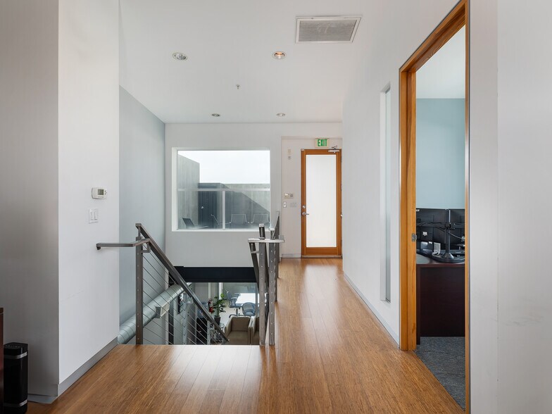 More Photos Of 215-237 California St, El Segundo Loft Creative Space For Lease