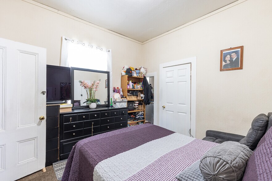 More Photos Of 2123 2nd St, Napa Apartments For Sale