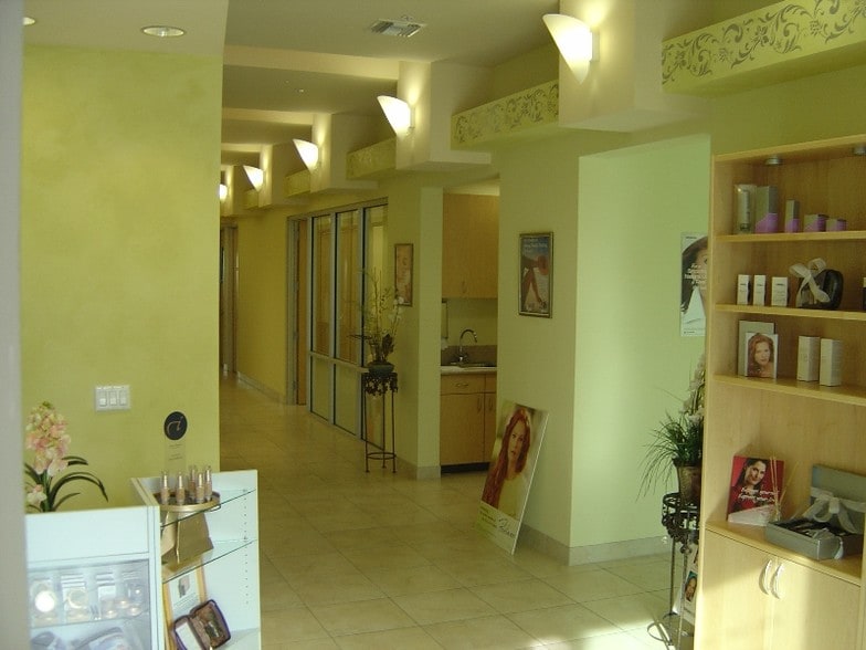 More Photos Of 2 Hughes, Irvine Office For Lease