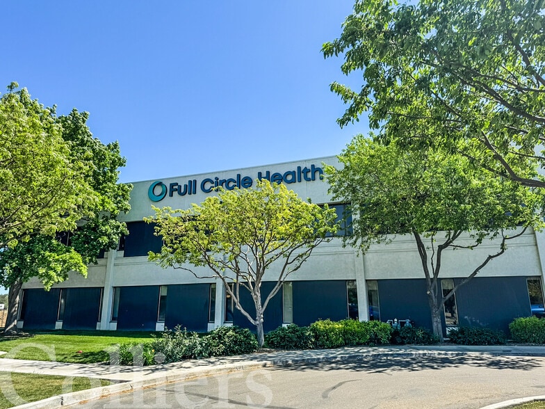 More Photos Of 215 E Hawaii Ave, Nampa Hospital For Lease