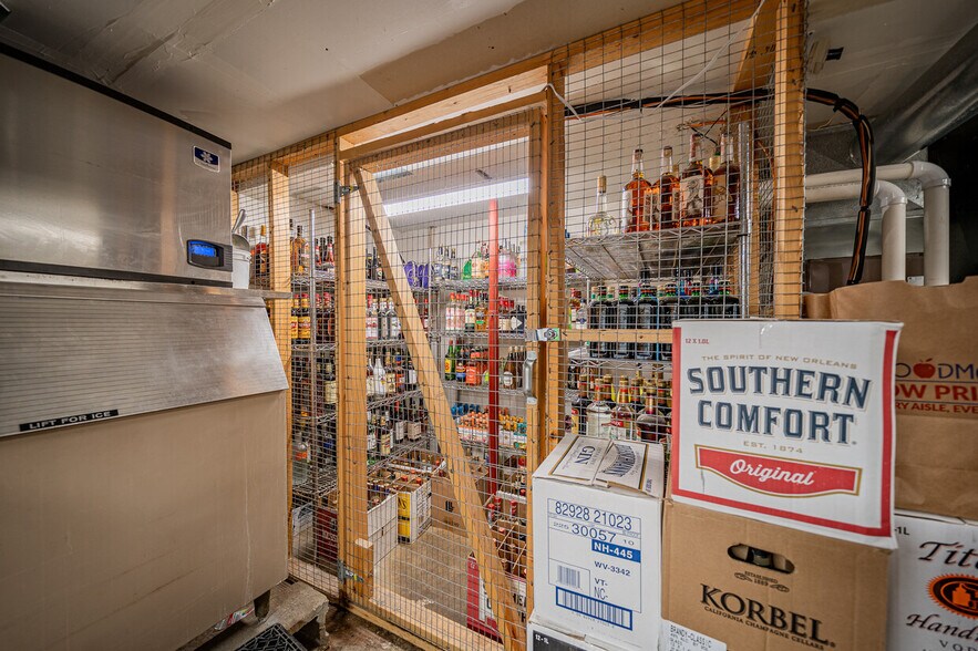 More Photos Of N10120 Parkway Rd, Crivitz Specialty For Sale