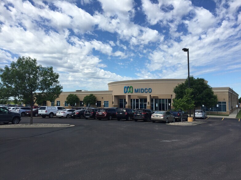 More Photos Of 3901 N Louise Ave, Sioux Falls Office For Lease