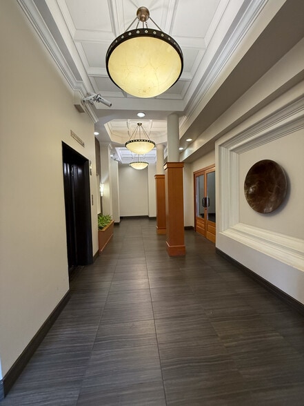 More Photos Of 913-919 Pacific Ave, Tacoma Office For Lease