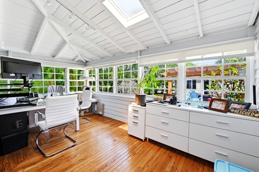 More Photos Of , Delray Beach Office For Sale