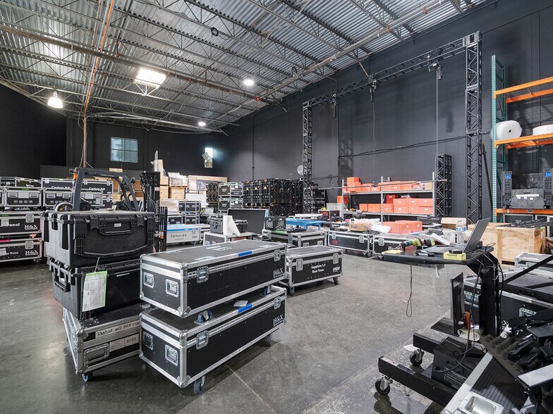 More Photos Of 8900 Research Dr, Irvine Research And Development For Lease