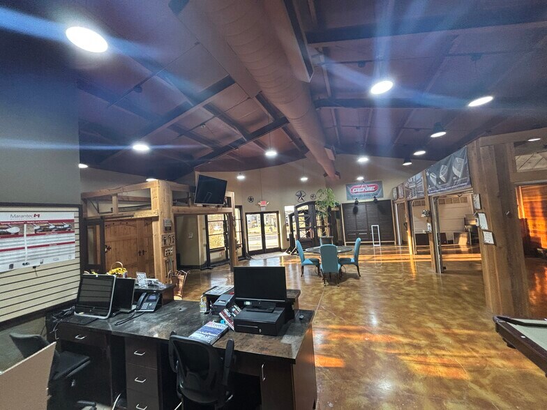 More Photos Of 3625 Valley Vista Dr, Fort Worth Warehouse For Sale