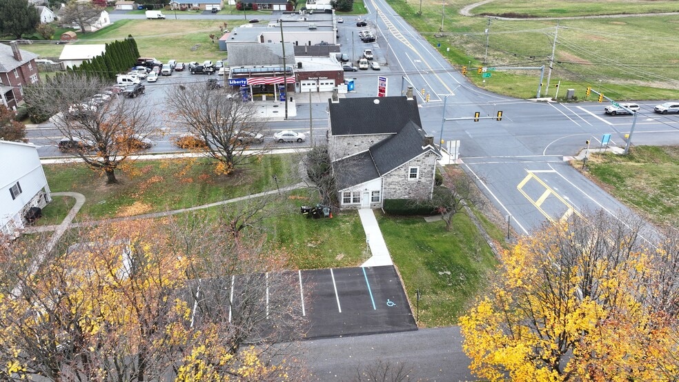 More Photos Of 797 Main St, Tatamy Office Residential For Lease