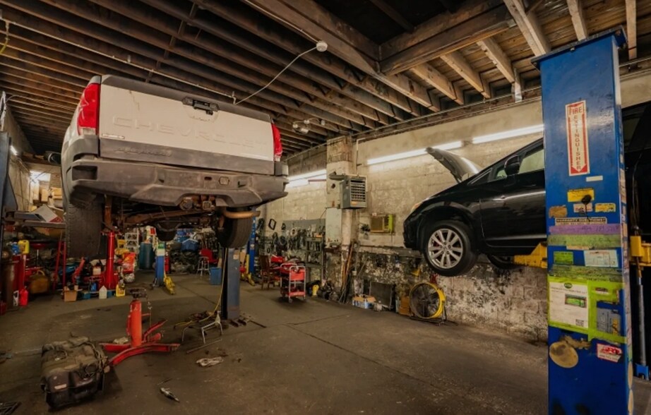 More Photos Of 195 Miller St, Newark General Retail For Sale