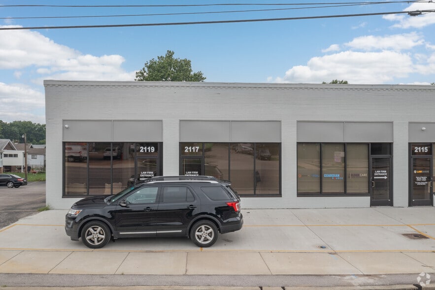 More Photos Of 2115-2119 S Big Bend Blvd, Saint Louis Office For Sale