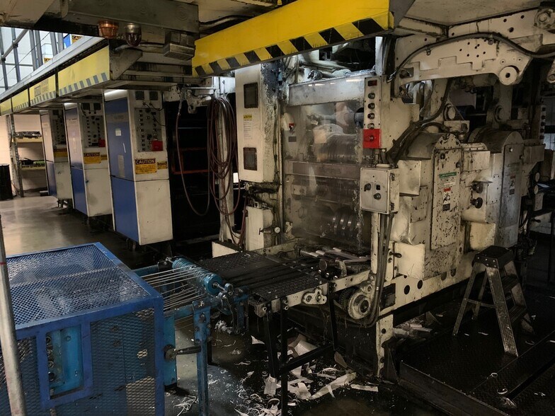 More Photos Of 1101 Twin View Blvd, Redding Office For Sale