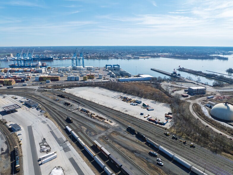 More Photos Of 3400 S Christopher Columbus blvd, Philadelphia Land For Lease