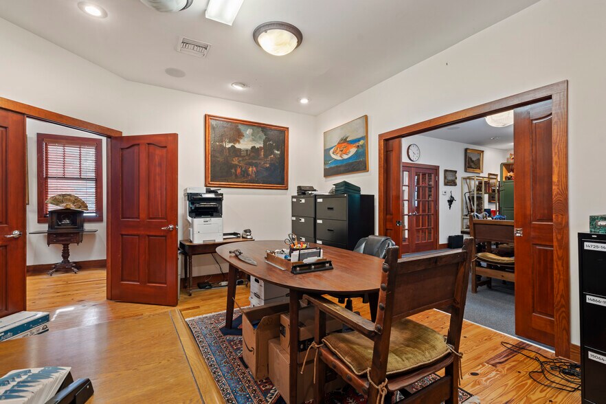 More Photos Of 19 Riberia St, Saint Augustine Office For Sale