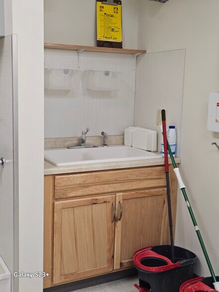 More Photos Of 1736 Farmers Rd loop, Fairbanks Healthcare For Sale