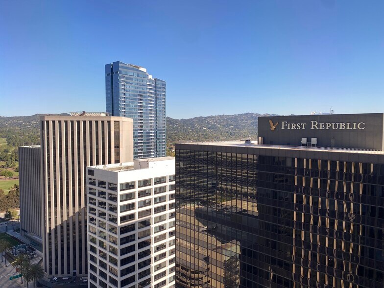 More Photos Of 1925 Century Park E, Los Angeles Office For Lease