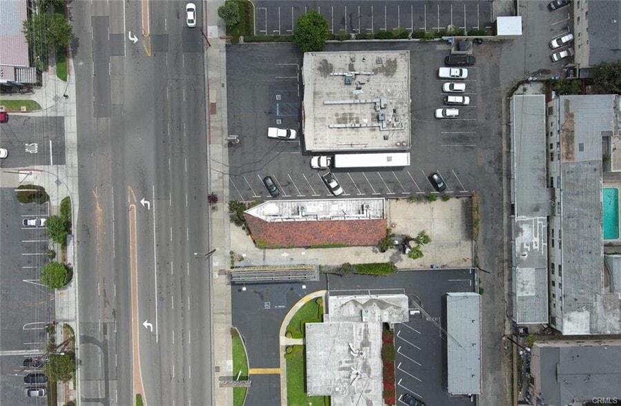 More Photos Of 10616-10622 Katella Ave, Anaheim Loft Creative Space For Sale