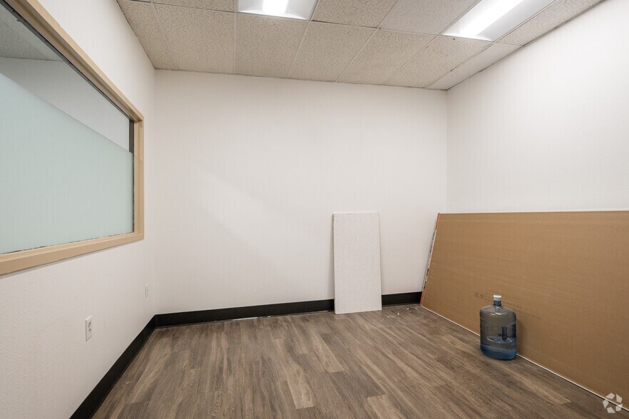 More Photos Of 3532 Franklin St, Denver Office For Lease