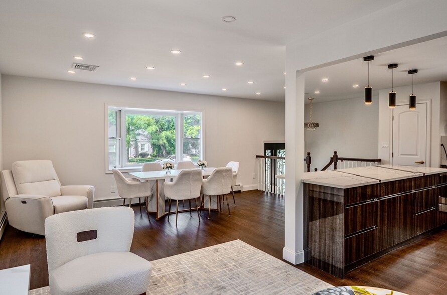 More Photos Of 776 Hempstead Ave, West Hempstead Specialty For Sale