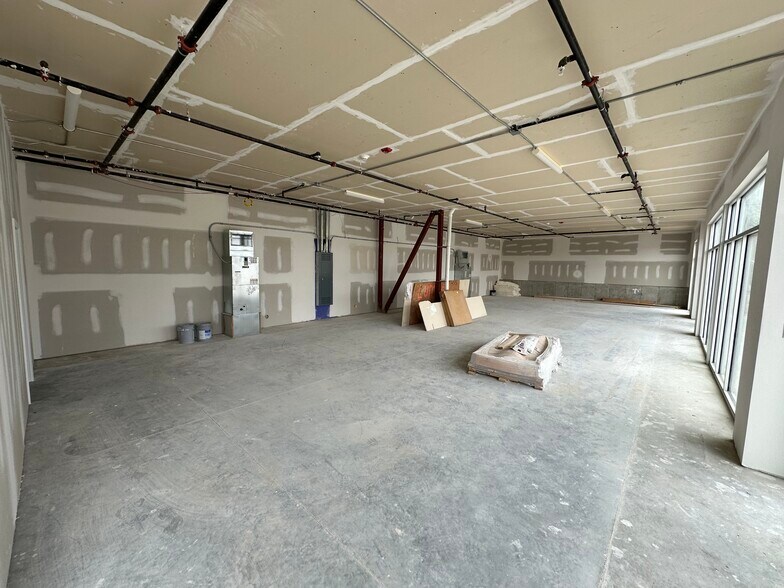 More Photos Of 1255 E Chestnut Expy, Springfield Apartments For Lease