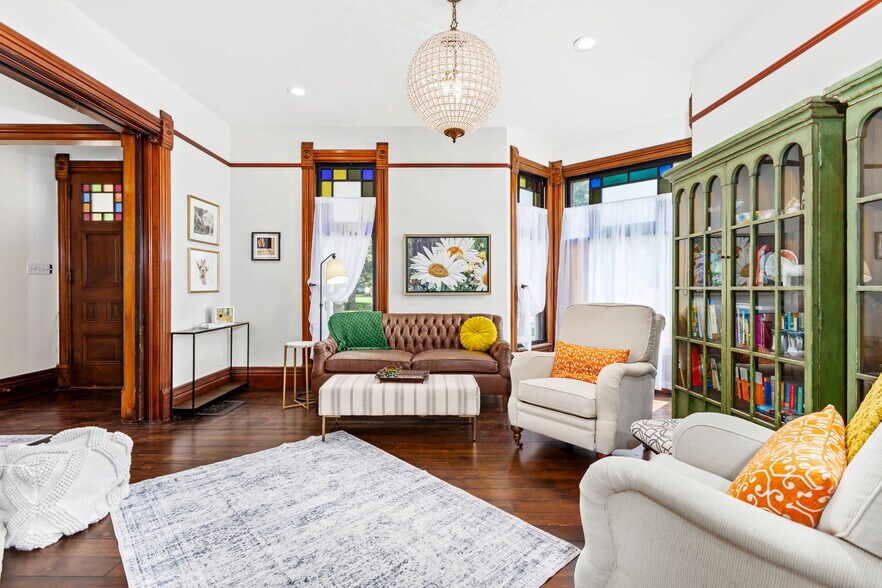 More Photos Of 236-238 West Liberty st, Medina Office For Sale