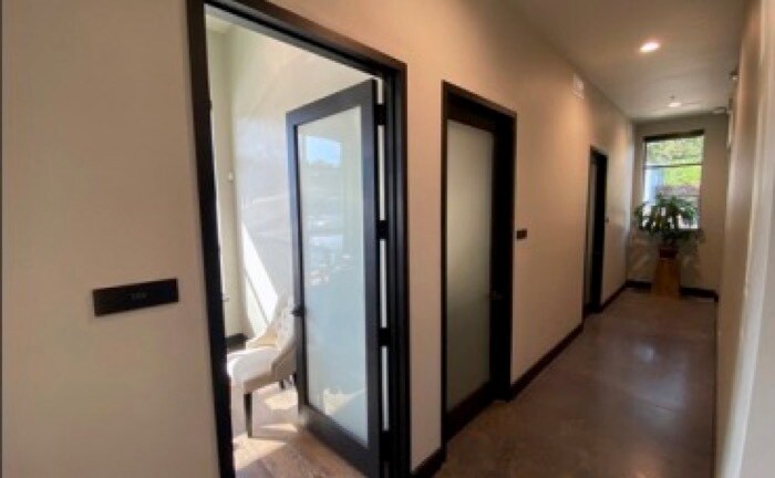 More Photos Of 2204 Western Trails Blvd, Austin Loft Creative Space For Sale