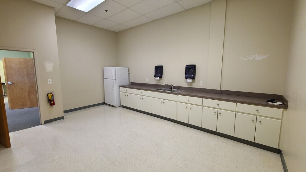 More Photos Of 3836 Washington Rd, Augusta Storefront Retail Office For Lease