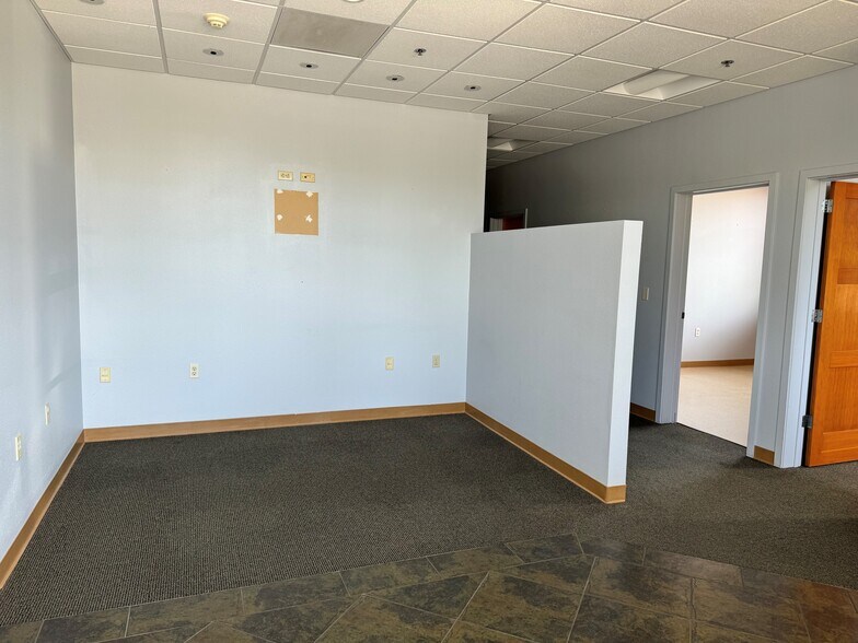 More Photos Of 807 St Helena Hwy, Saint Helena Office For Lease