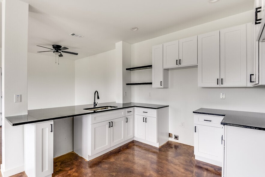 More Photos Of 1020 Burnett blvd, Alvarado Apartments For Sale