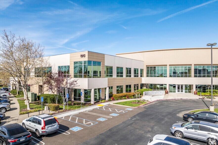 Primary Photo Of 1075 Creekside Ridge Dr, Roseville Office For Lease