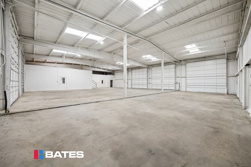More Photos Of 7020 N Interstate 35 E, Waxahachie Industrial For Lease