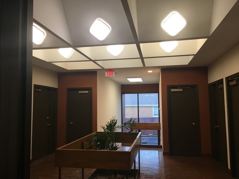 More Photos Of 2949 Elmwood Ave, Buffalo Medical For Lease