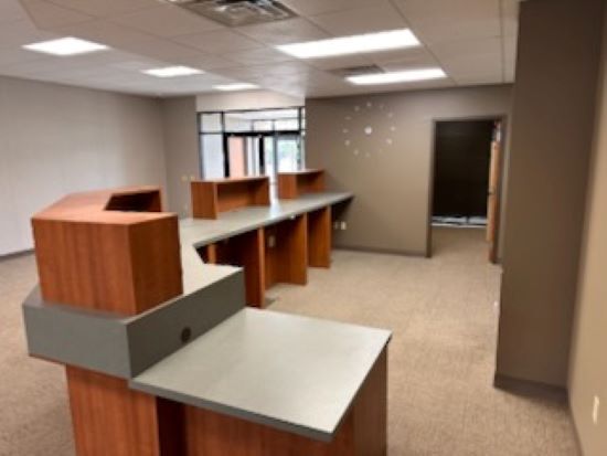 More Photos Of 2101-2114 E Crawford St, Salina Freestanding For Lease