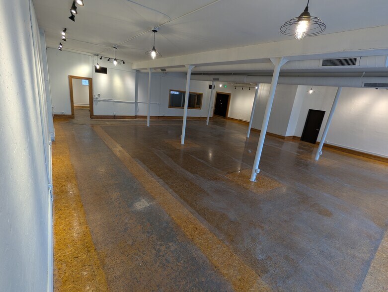 More Photos Of 238 N Broadway, Denver Storefront Retail Office For Lease