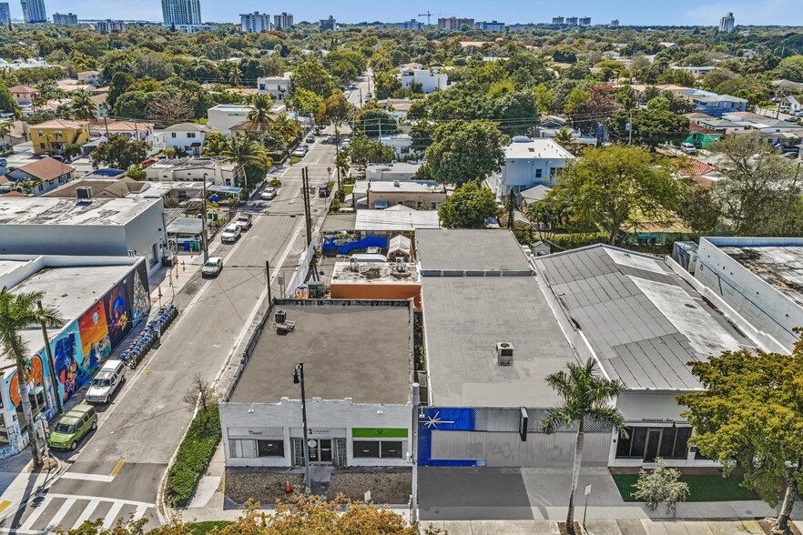 More Photos Of 1000-1008 SW 8th St, Miami Storefront Retail Office For Sale