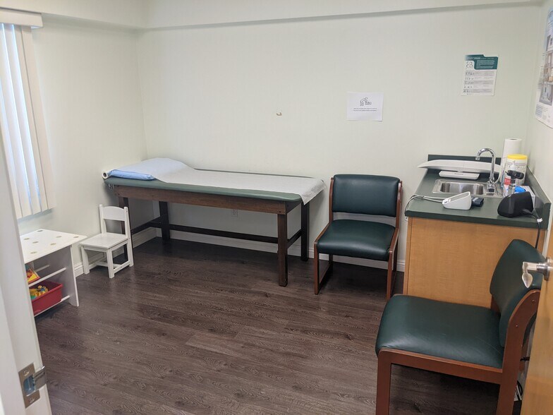 More Photos Of 1711 28th St, Bakersfield Medical For Lease