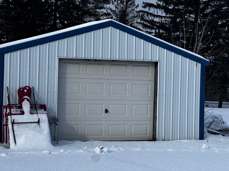 More Photos Of 3857 State Route 104, Williamson Freestanding For Sale