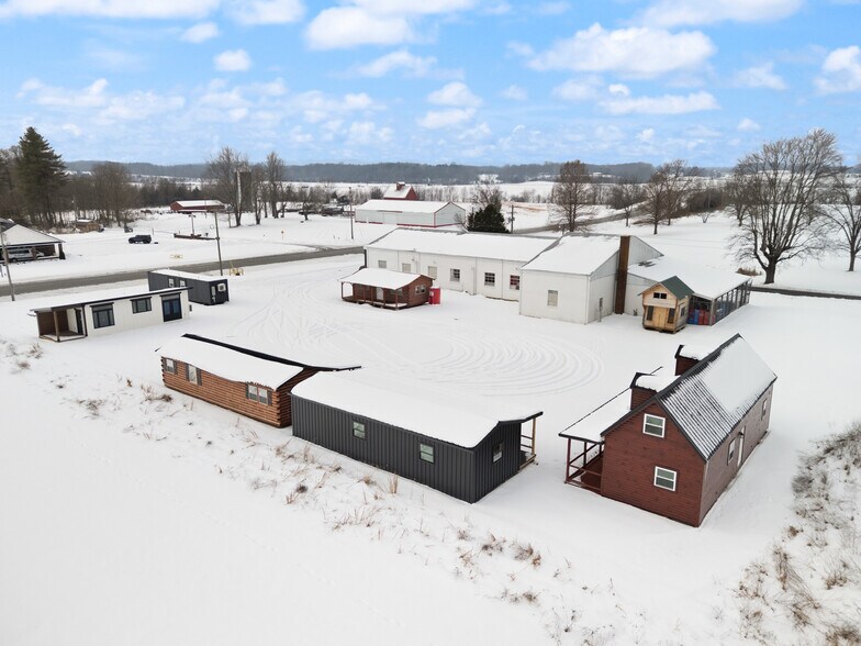 More Photos Of 677 S Cardinal Ln, Scottsburg Industrial For Sale