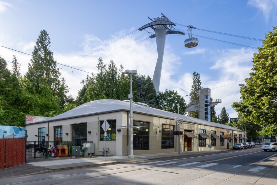 Primary Photo Of 3325 SW Moody Ave, Portland Daycare Center For Lease