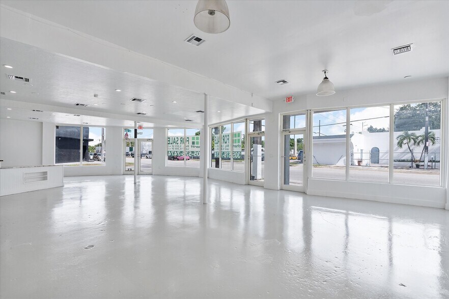 More Photos Of 2829 NW 13th Ave, Miami Storefront Retail Office For Lease