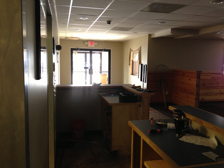 More Photos Of 351 Whitney Rd, Spartanburg Restaurant For Lease