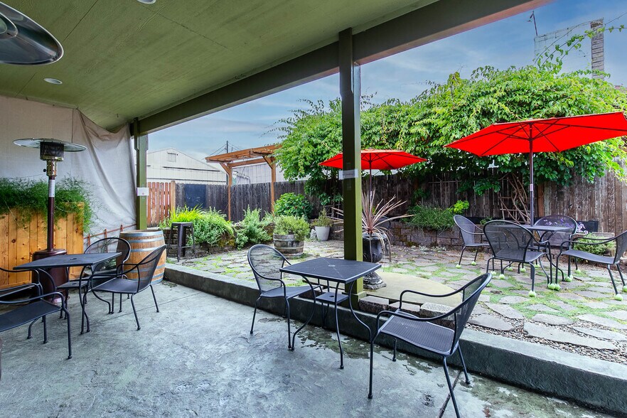 More Photos Of 14836 OR-38, Elkton Restaurant For Sale