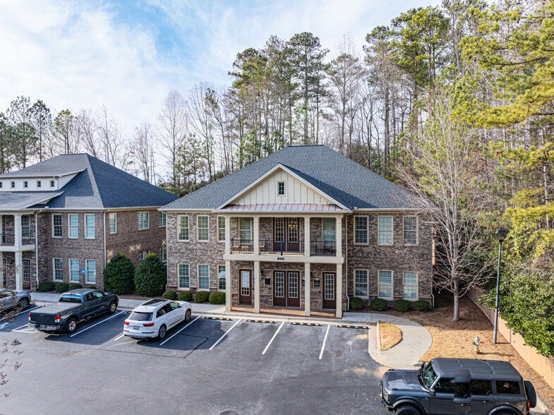 More Photos Of 1905 Woodstock Rd, Roswell Office For Lease