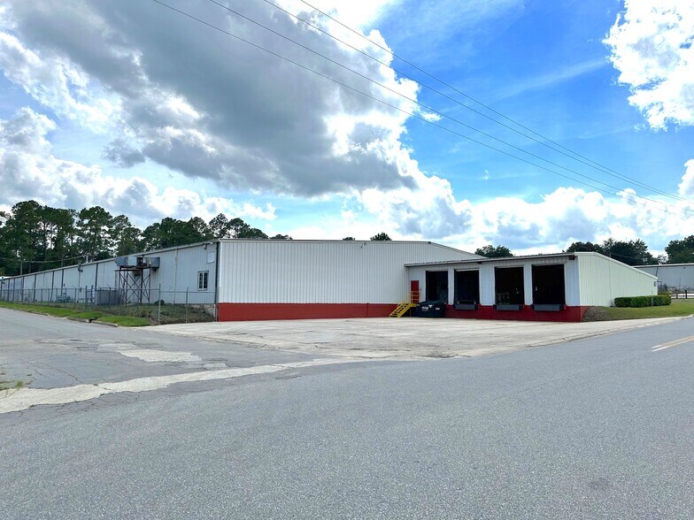Primary Photo Of 104 Parsonage St, Mc Rae Distribution For Lease