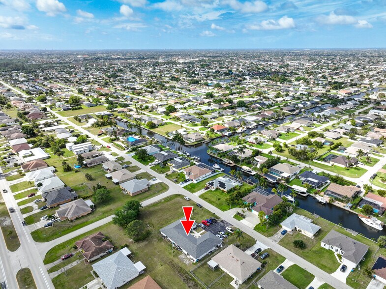 More Photos Of 937 SE 23rd Pl, Cape Coral Apartments For Sale