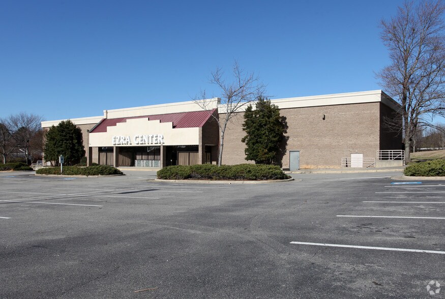 More Photos Of 3640 Bastion Ln, Raleigh Freestanding For Sale