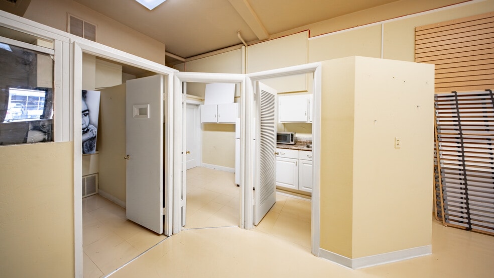 More Photos Of 1711 Sonoma Blvd, Vallejo Storefront For Sale