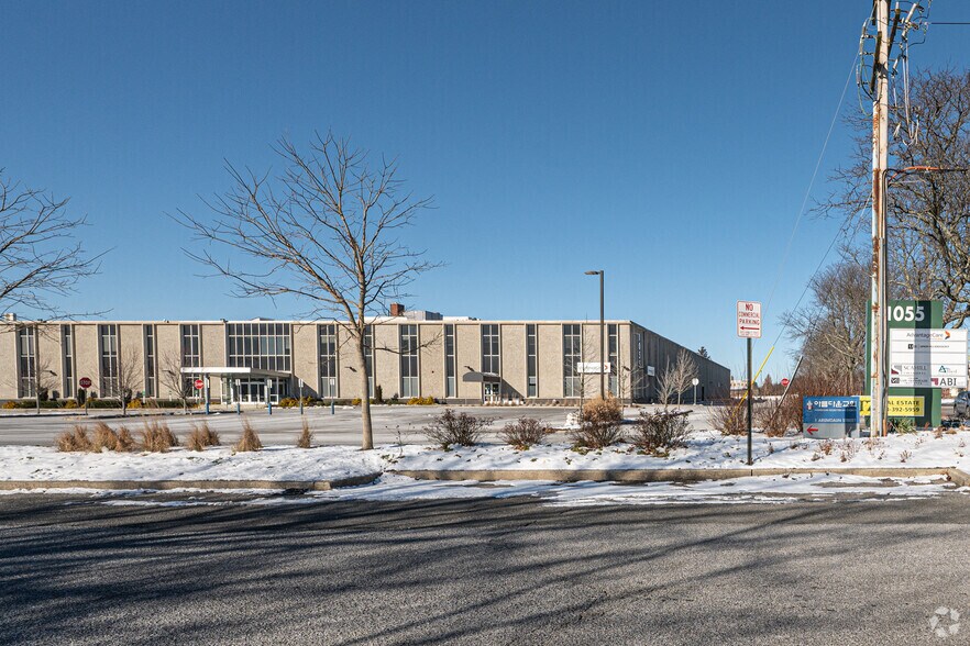 More Photos Of 1065 Stewart Ave, Bethpage Office For Lease