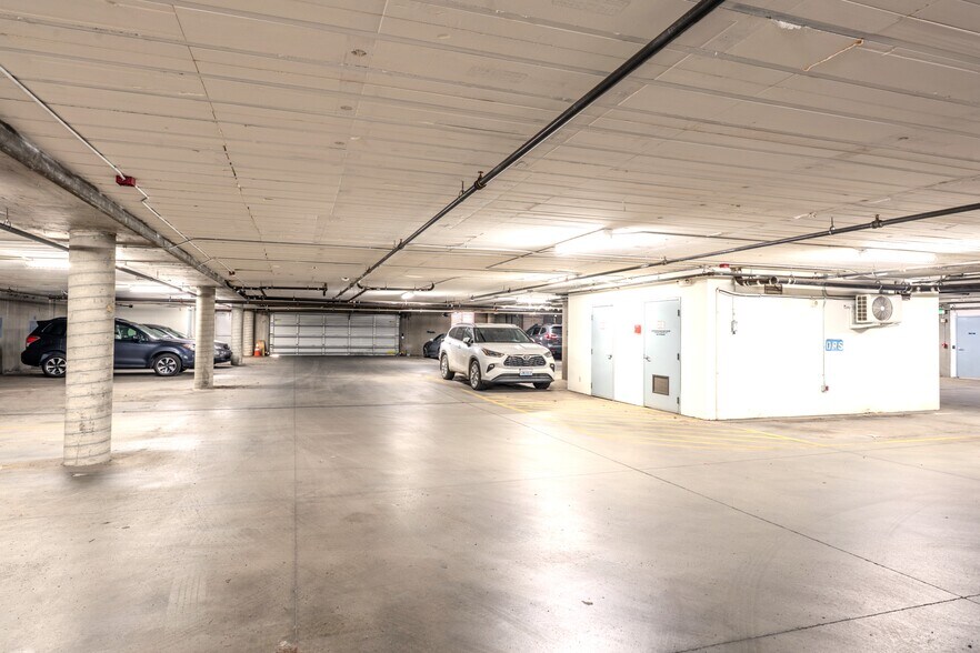 More Photos Of 220 E Rowan Ave, Spokane Medical For Lease