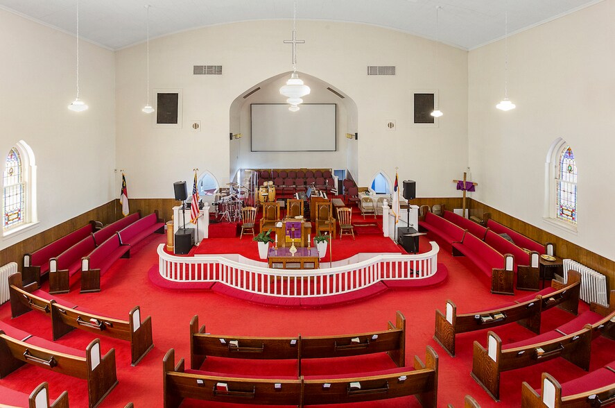 More Photos Of 630 Patterson Ave, Winston-Salem Religious Facility For Sale