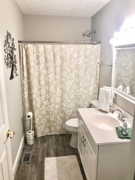 More Photos Of 6429 Kari Dr, Murfreesboro Specialty For Sale