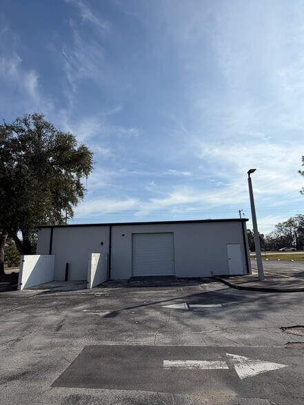 More Photos Of 1004 US Highway 17-92 S, Longwood Freestanding For Lease